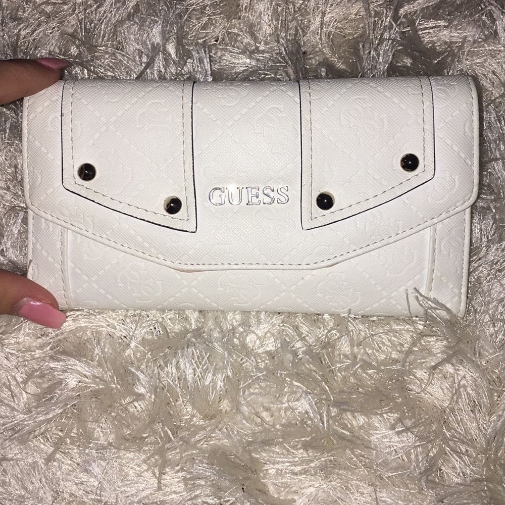 Guess Wallet